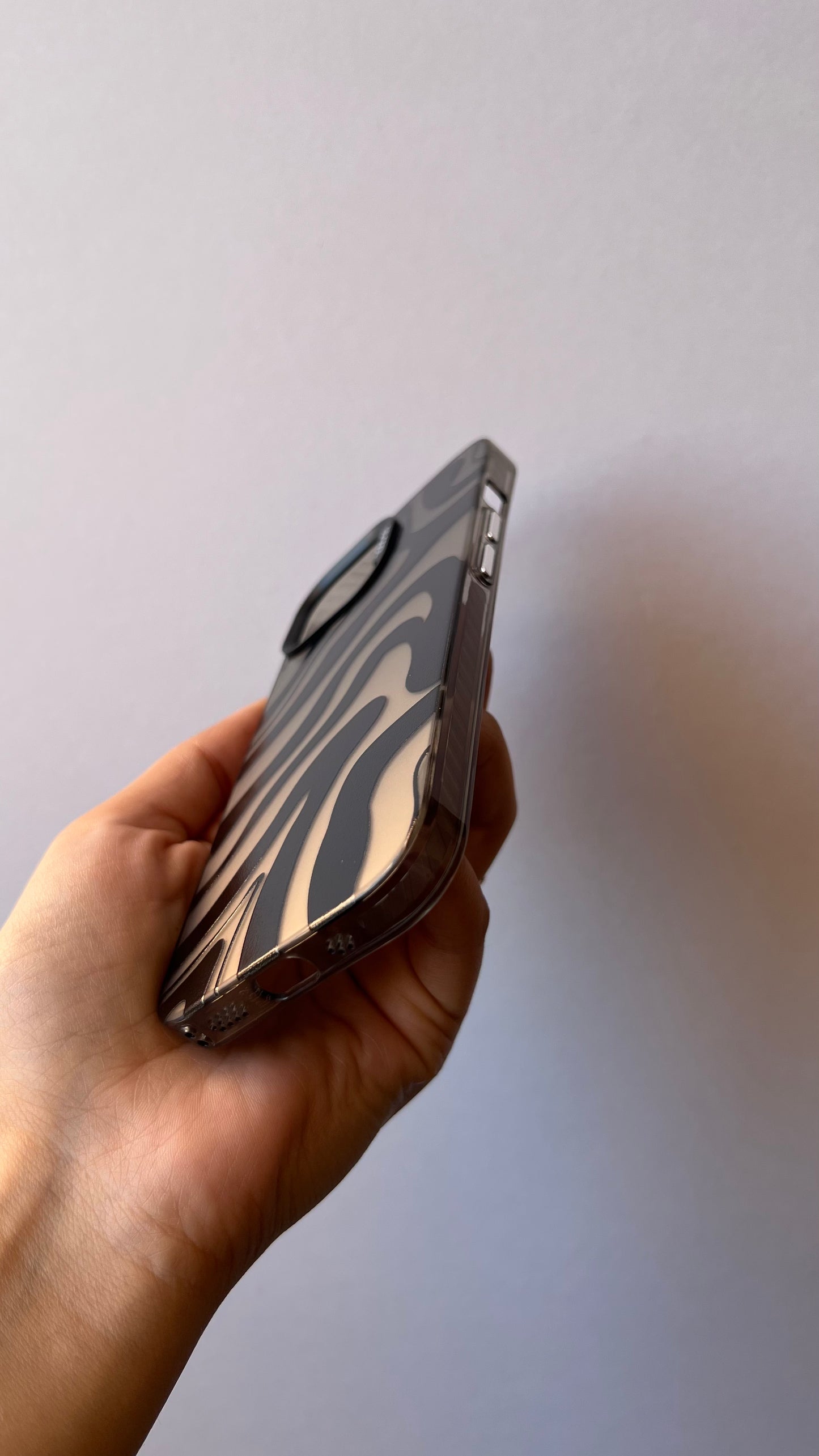 Carcasa iPhone 15 - Cebra