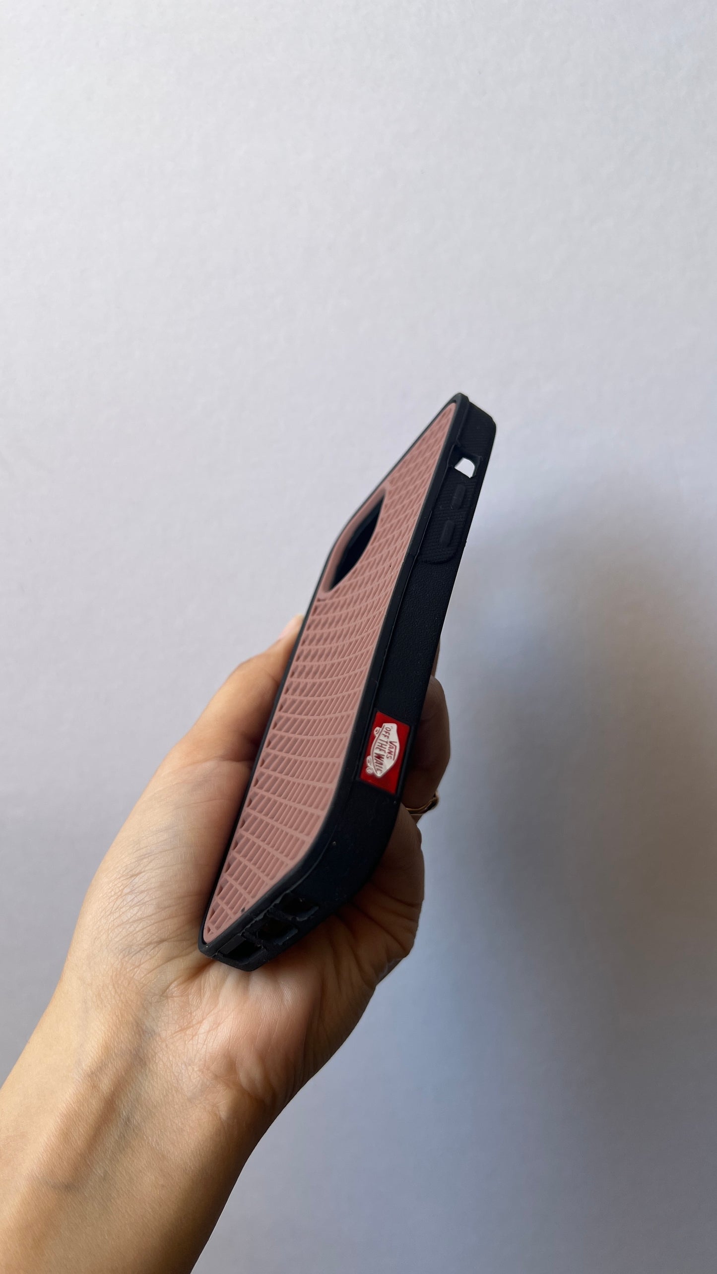 Carcasa iPhone 15 - Vans