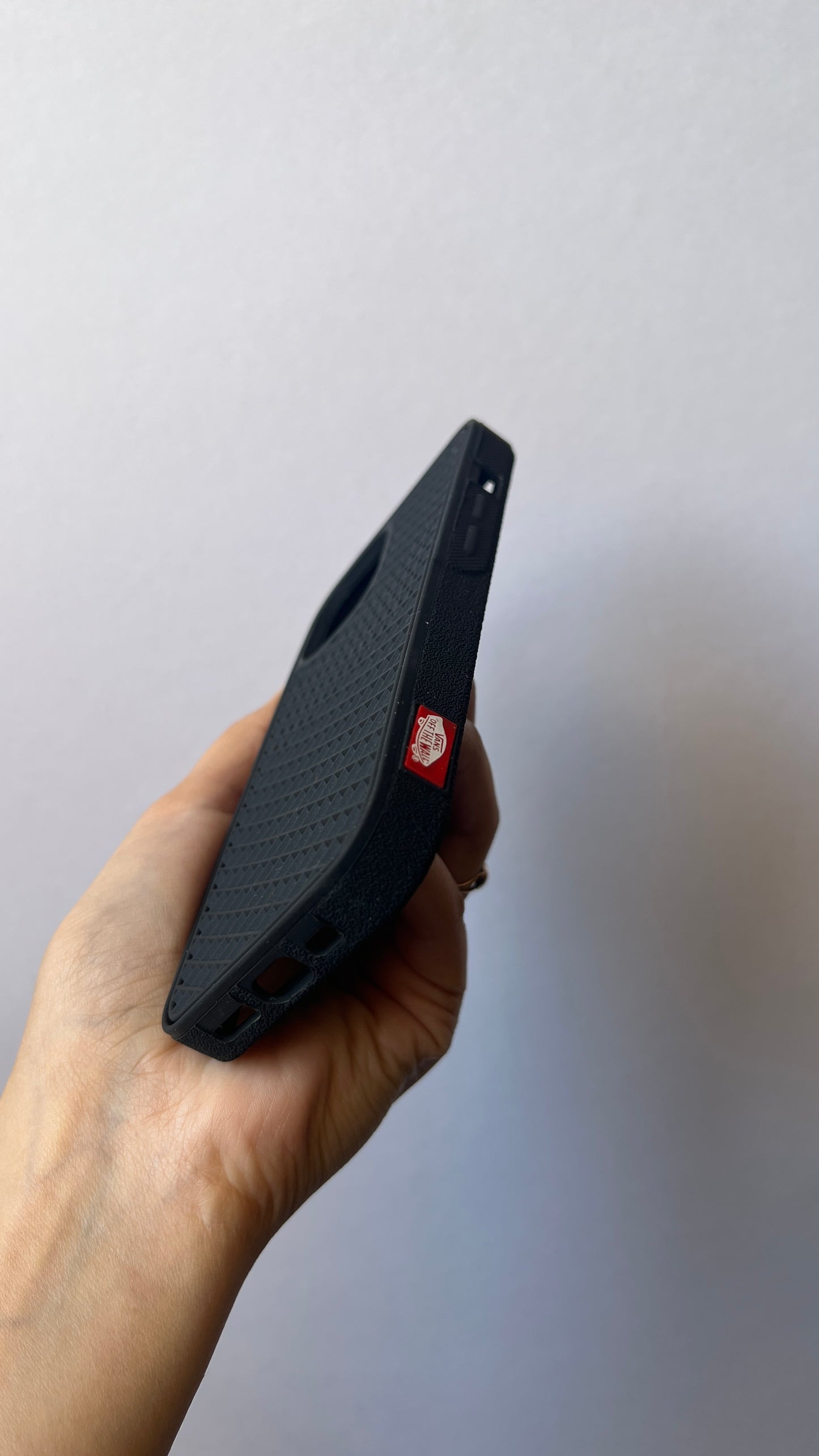 Carcasa iPhone 15 - Vans