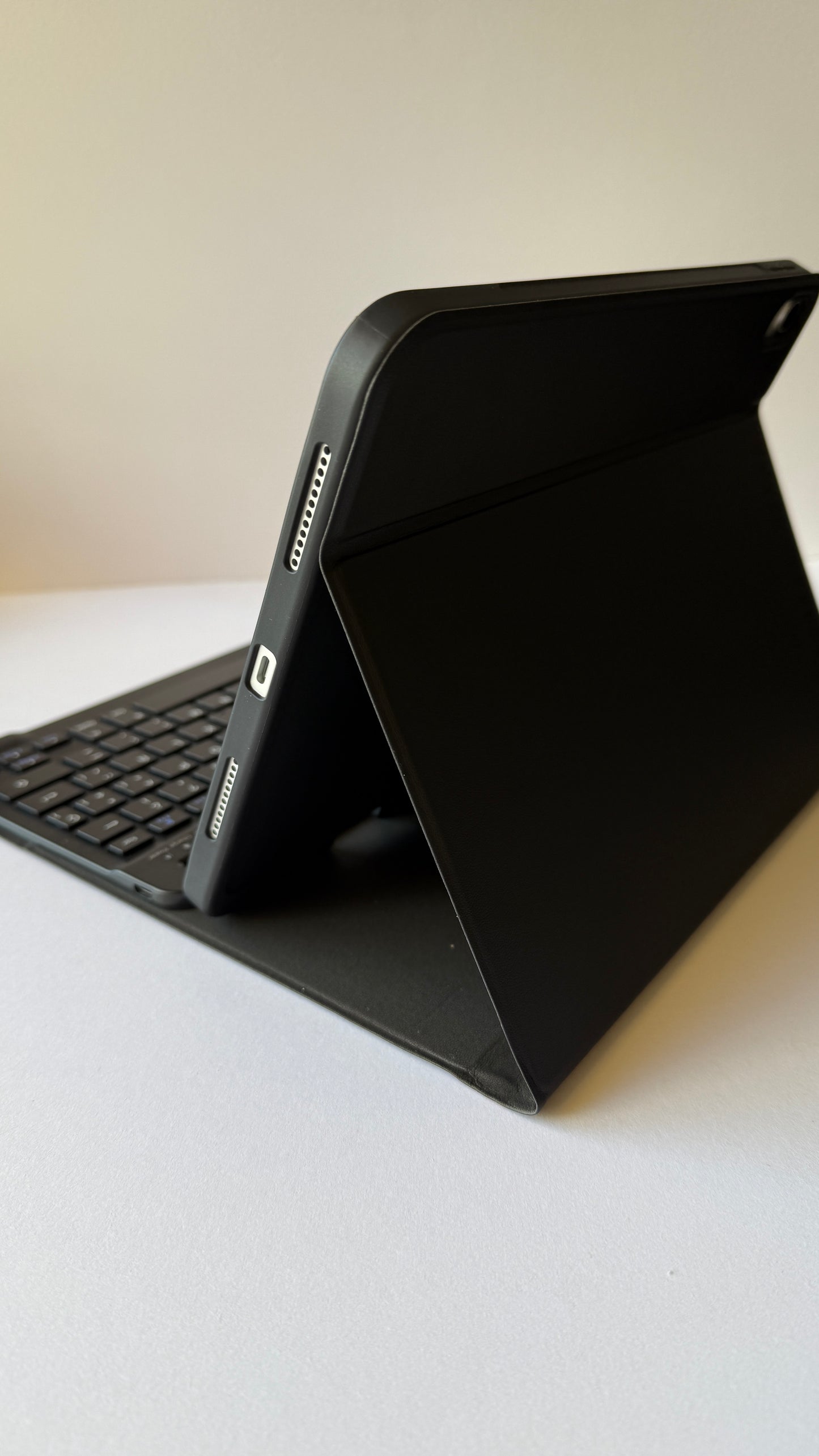 Carcasa con teclado - iPad Air 10.9/ Pro 11