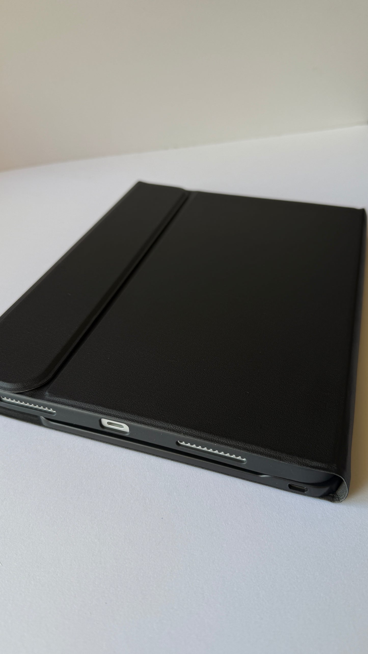 Carcasa con teclado - iPad Air 10.9/ Pro 11