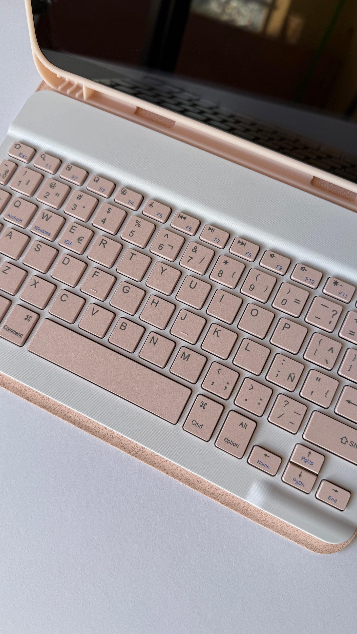 Carcasa con teclado - iPad Air 10.9/ Pro 11