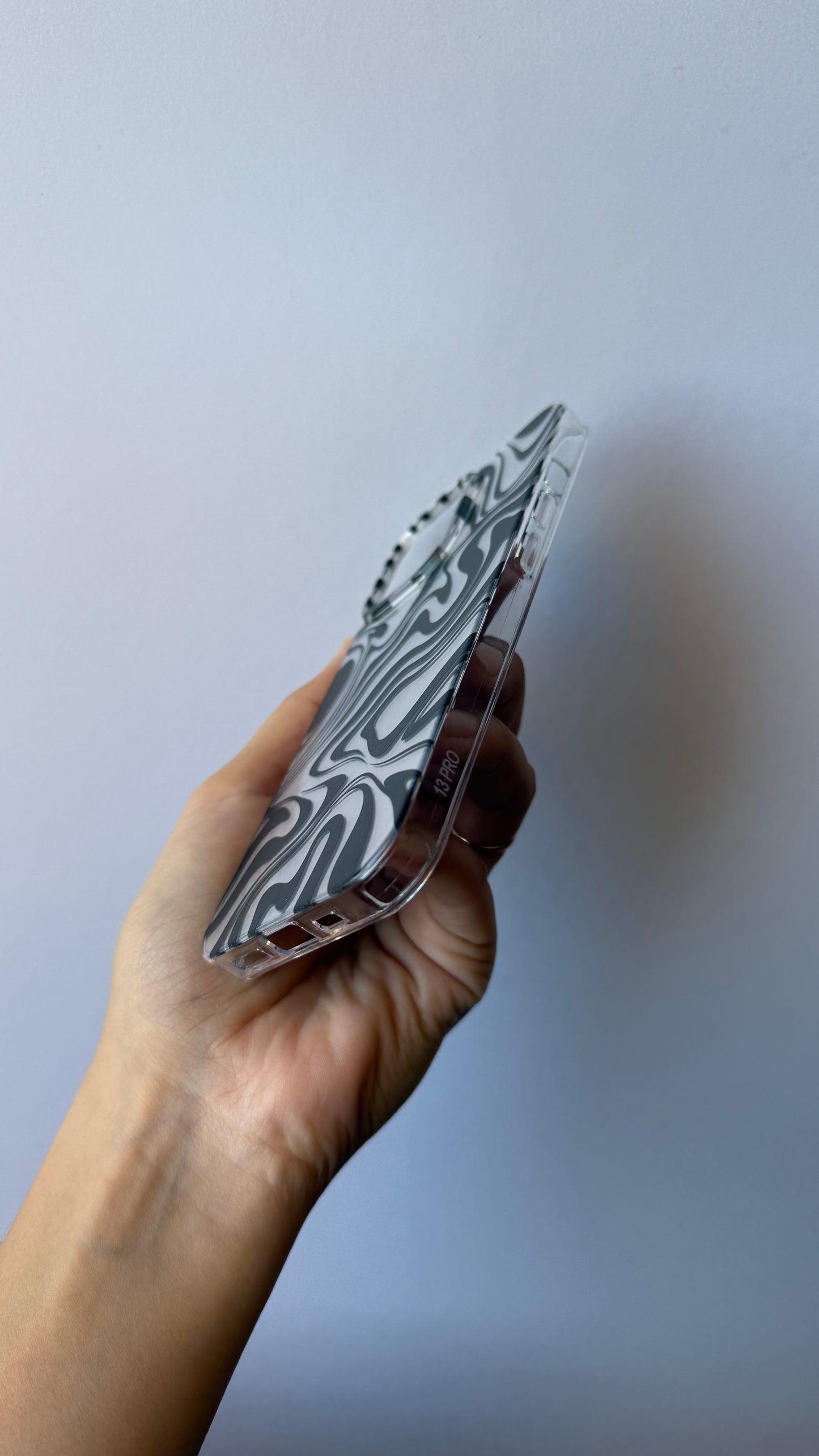 Carcasa iPhone 13 Pro - Cebra Silver