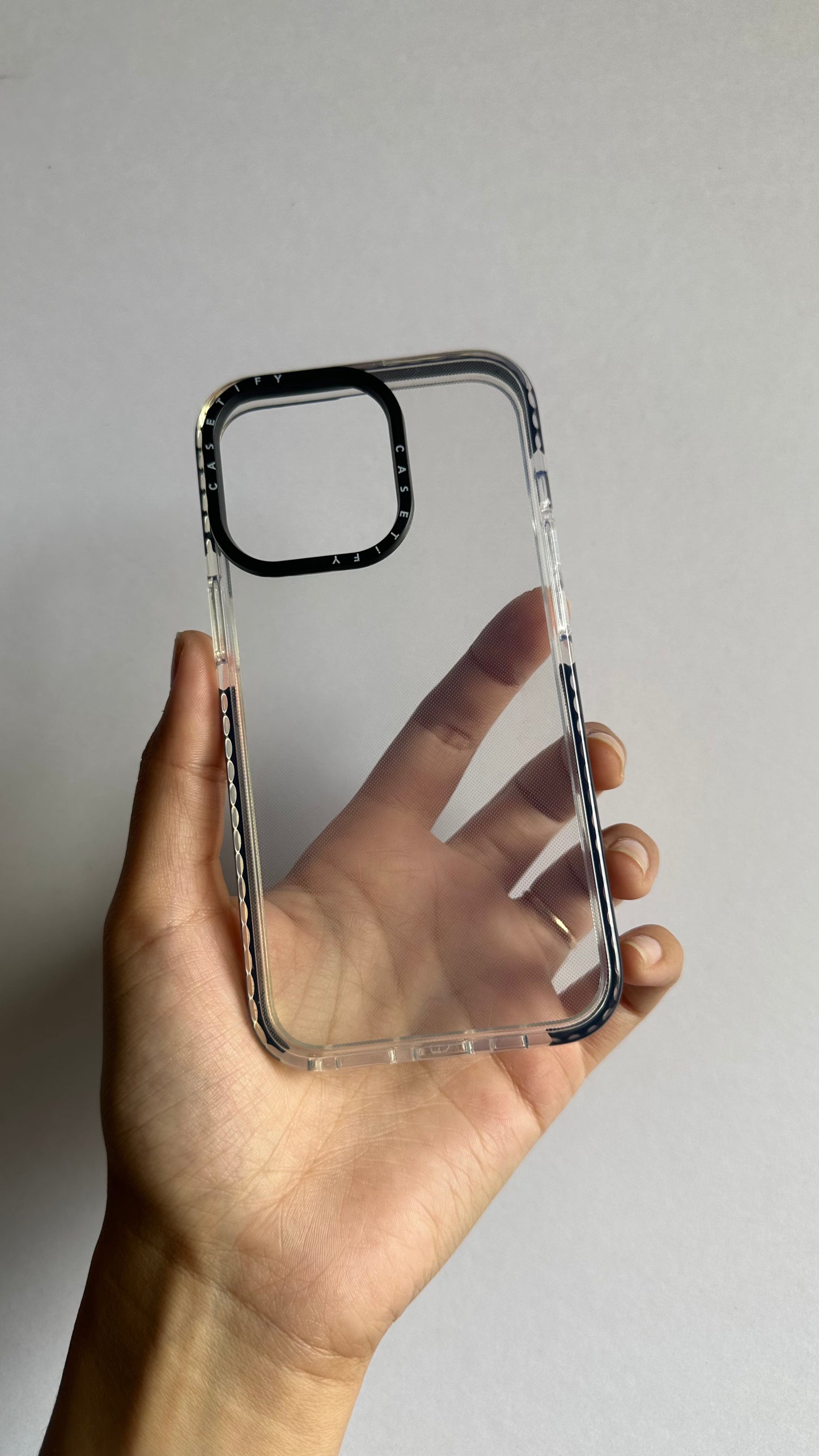 Carcasa iPhone 13 Pro - Borde Reforzado