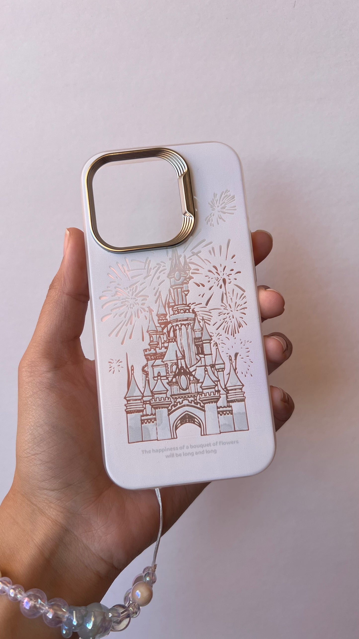 Carcasa iPhone 15 Pro - Castillo Blanca