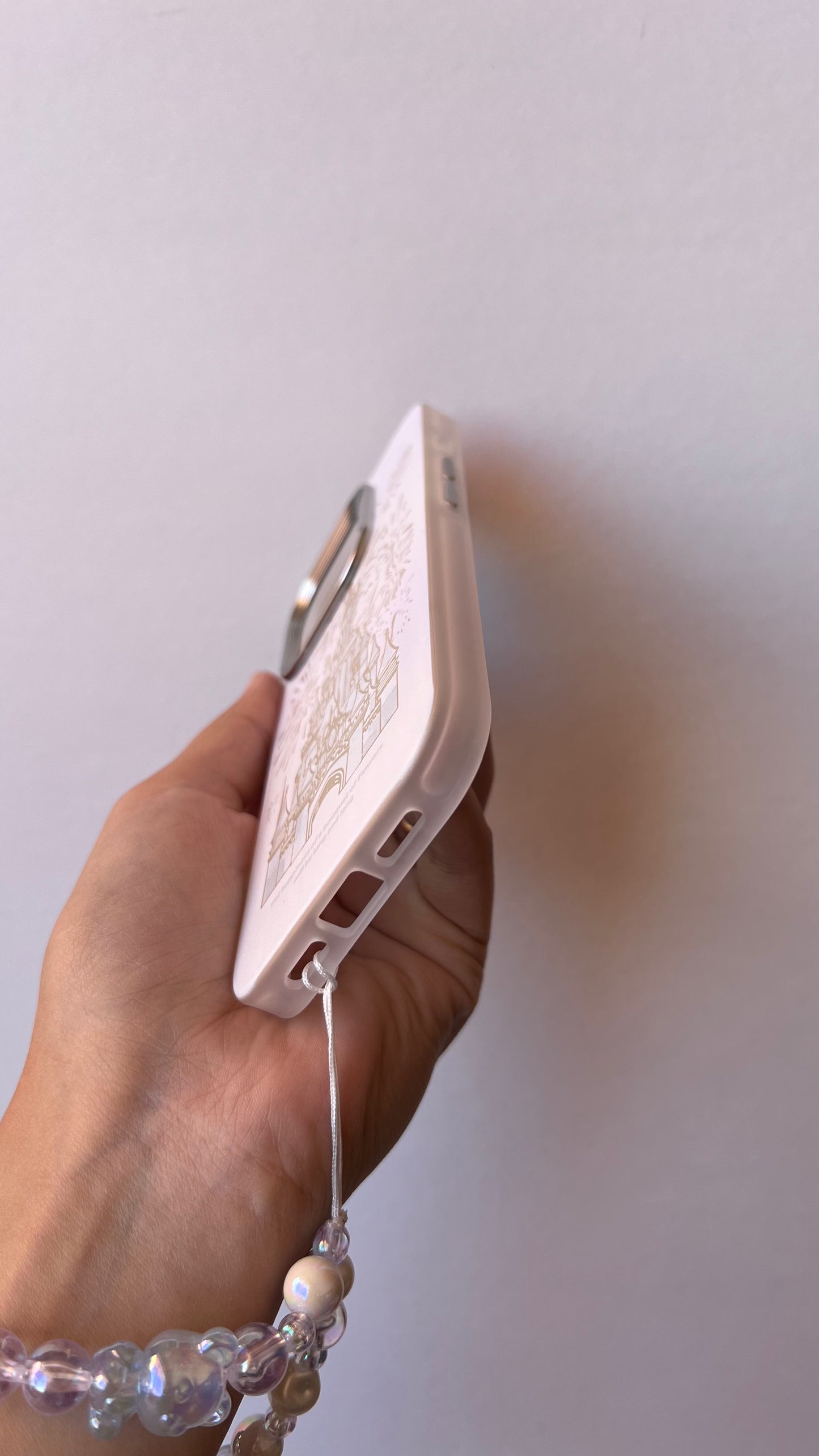 Carcasa iPhone 15 Pro - Castillo Blanca