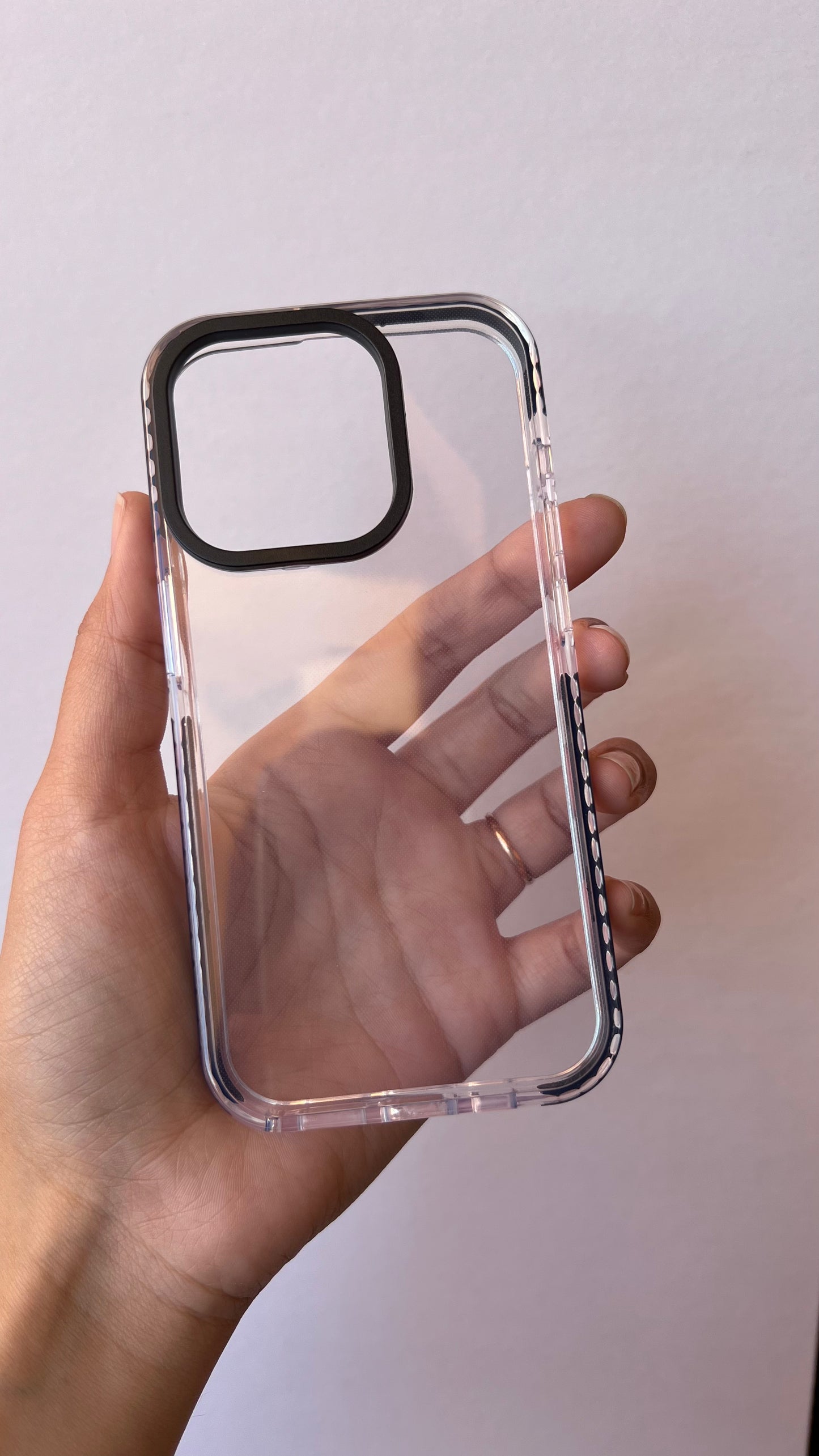 Carcasa iPhone 15 Pro - Borde Reforzado Colores