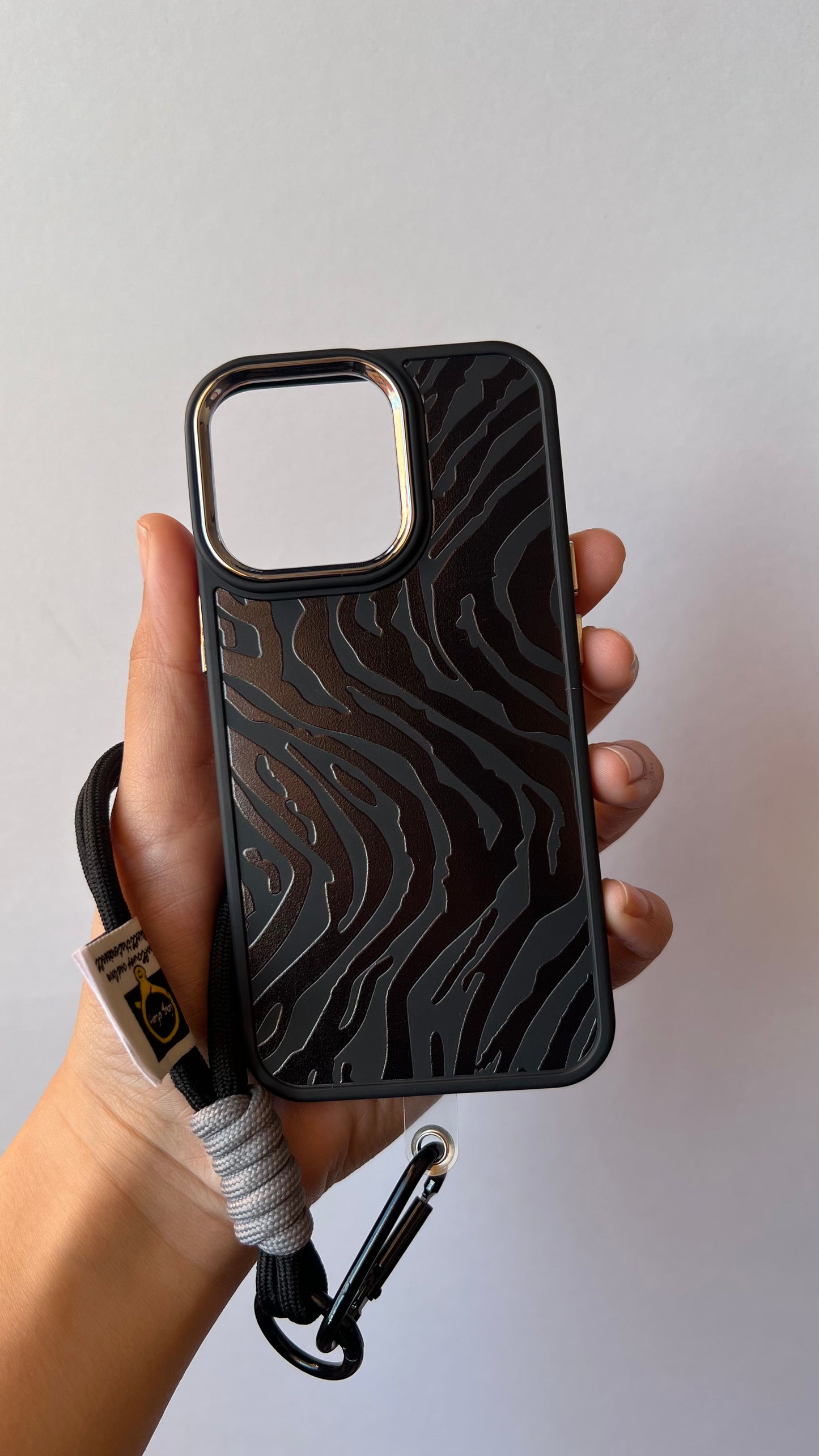 Carcasa iPhone 13 Pro - Cebra con Correa